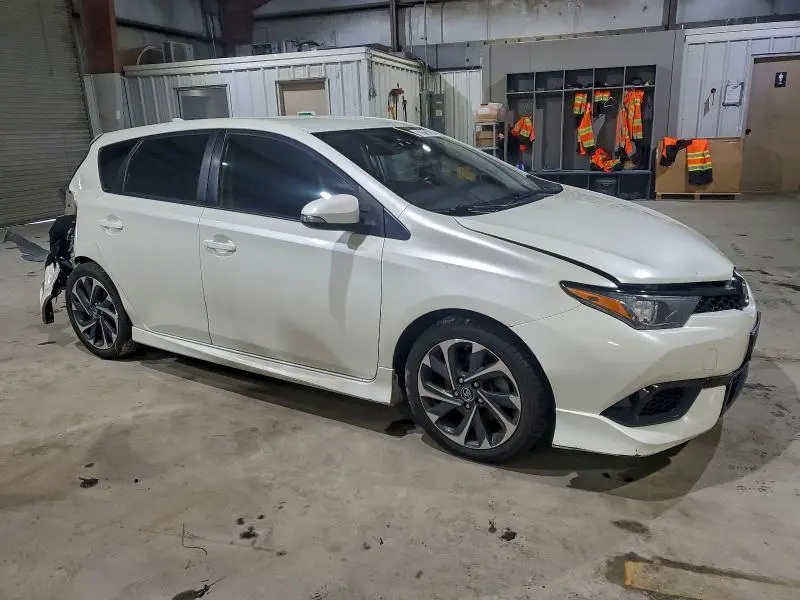 2017 TOYOTA COROLLA IM   