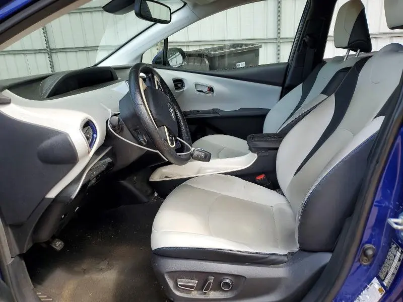 2017 TOYOTA PRIUS FOUR TOURING  