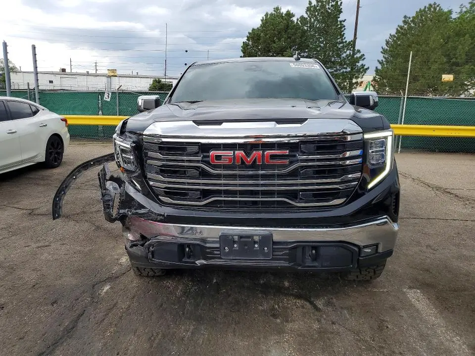 2023 GMC SIERRA K1500 SLT  