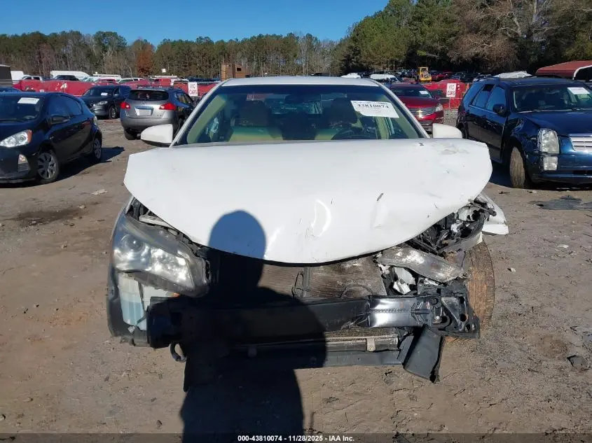 2017 TOYOTA CAMRY LE