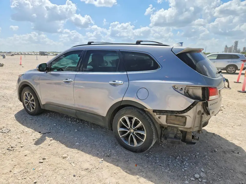 2018 HYUNDAI SANTA FE SE  
