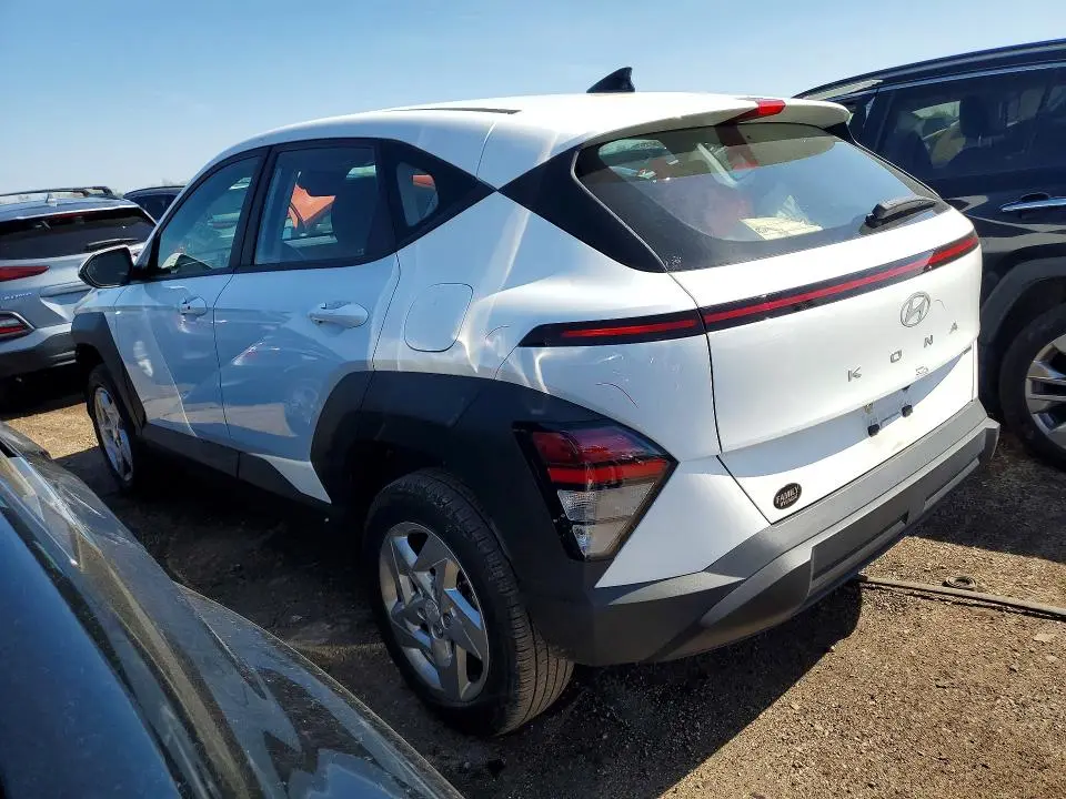 2025 HYUNDAI KONA SE  