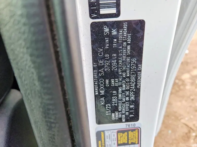 2024 KIA FORTE LXS  