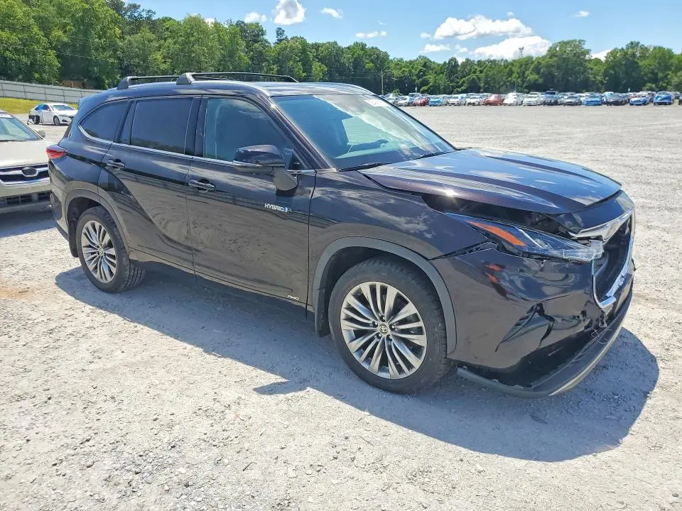 2020 TOYOTA HIGHLANDER HYBRID PLATINUM  