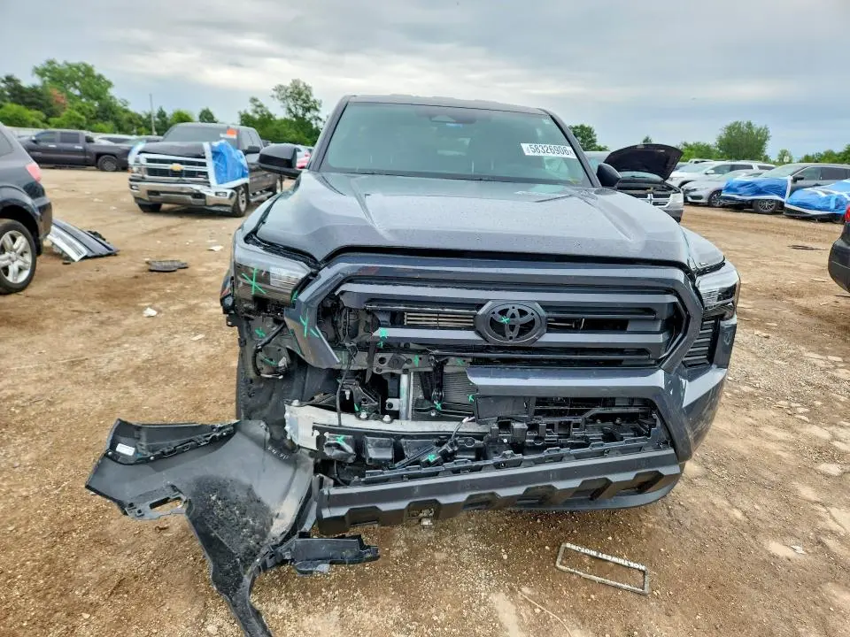 2025 TOYOTA TACOMA SR  