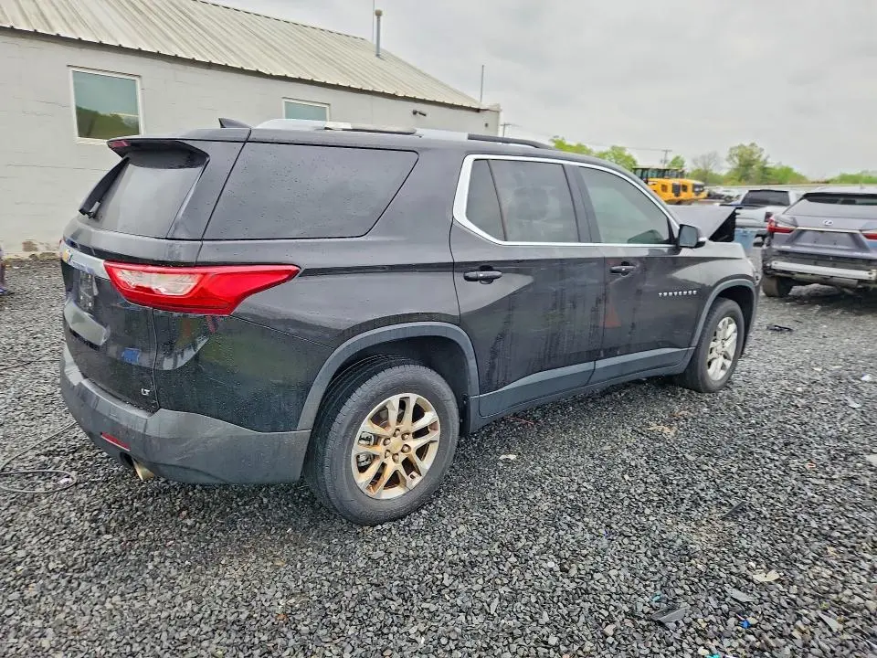 2018 CHEVROLET TRAVERSE LT  