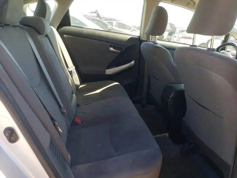 2015 TOYOTA PRIUS TWO  