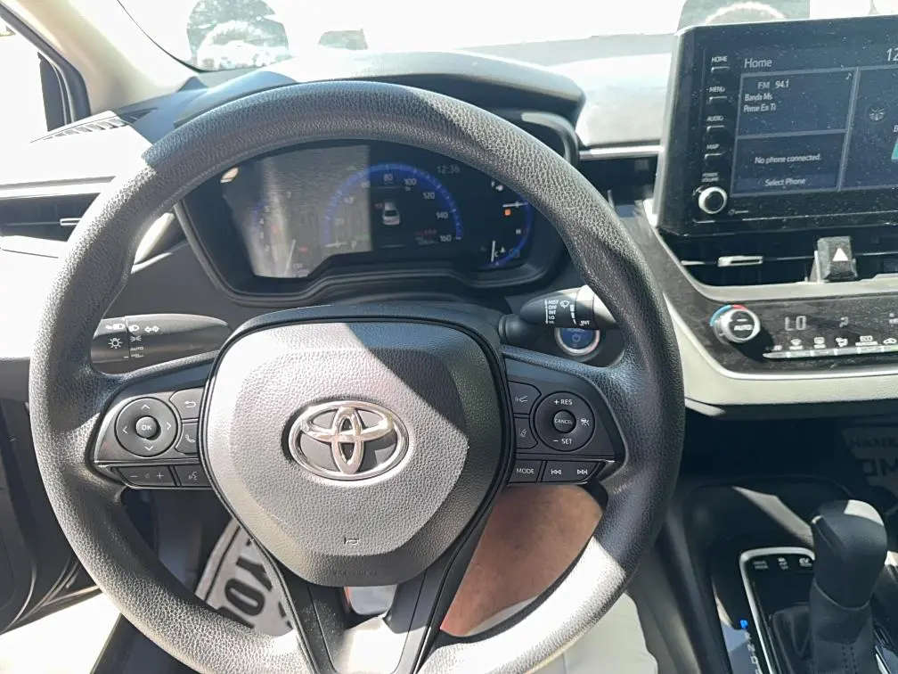 2022 TOYOTA COROLLA LE  