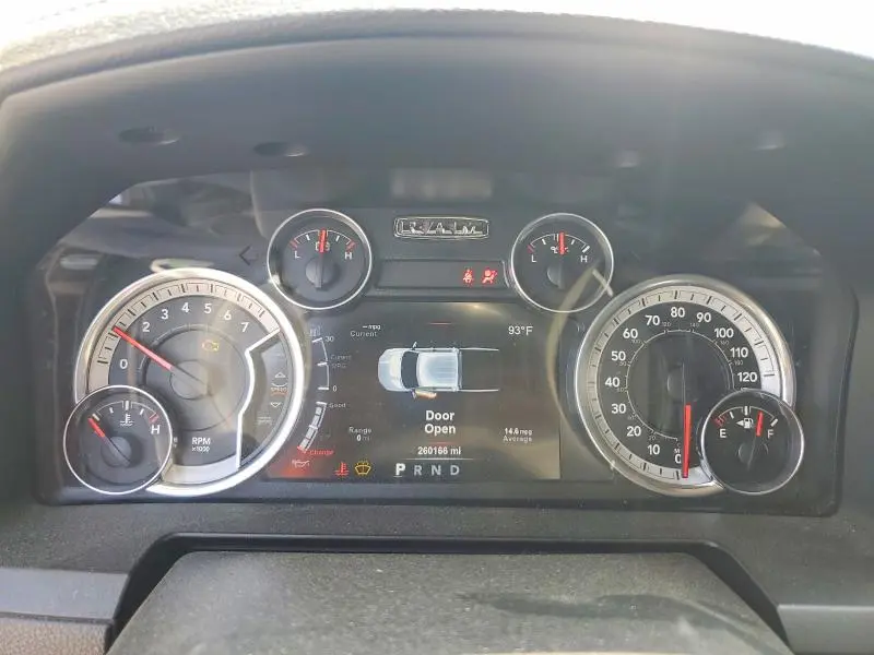 2015 RAM 1500 LARAMIE  