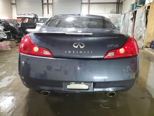 2013 INFINITI G37   