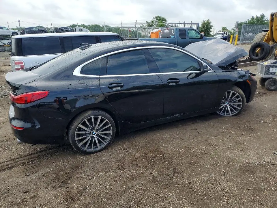 2022 BMW 228I   