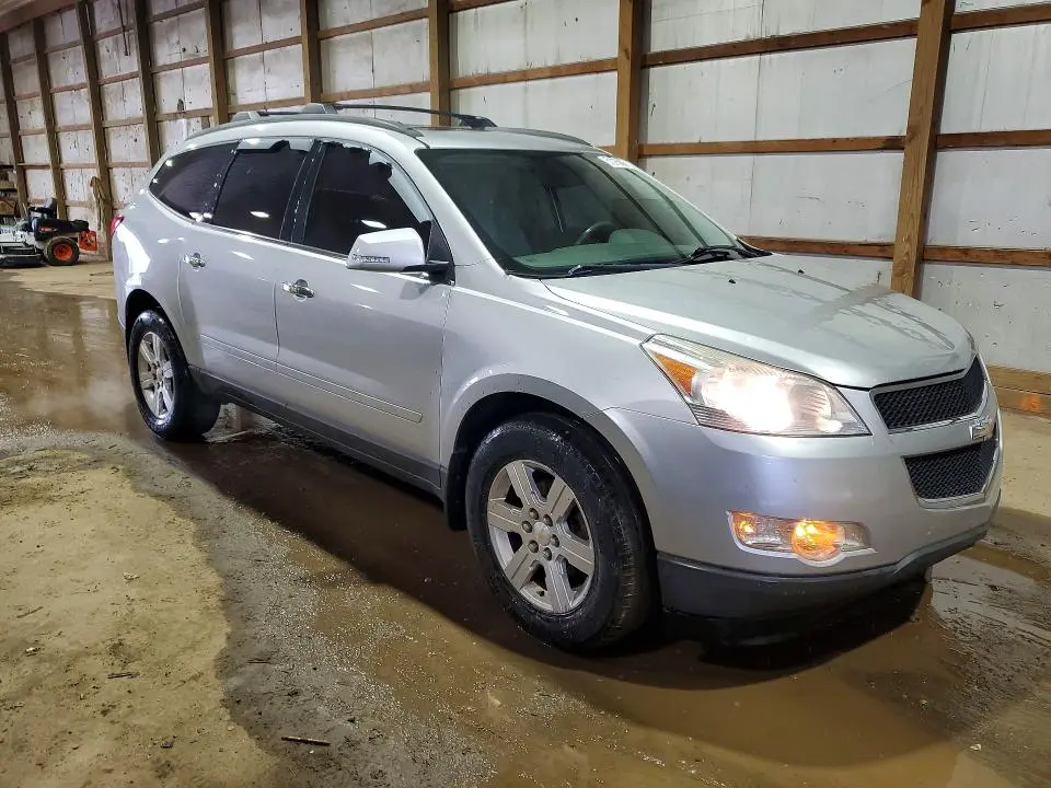 2012 CHEVROLET TRAVERSE LT  