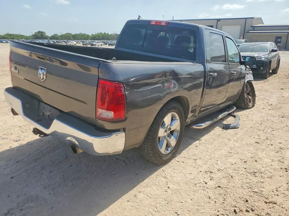 2014 RAM 1500 SLT  