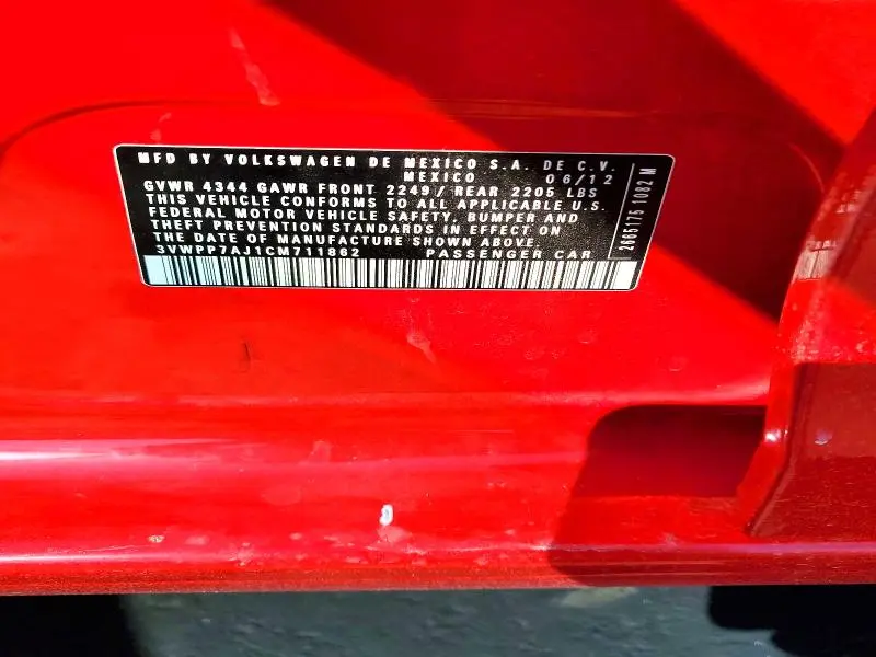 2012 VOLKSWAGEN JETTA S  