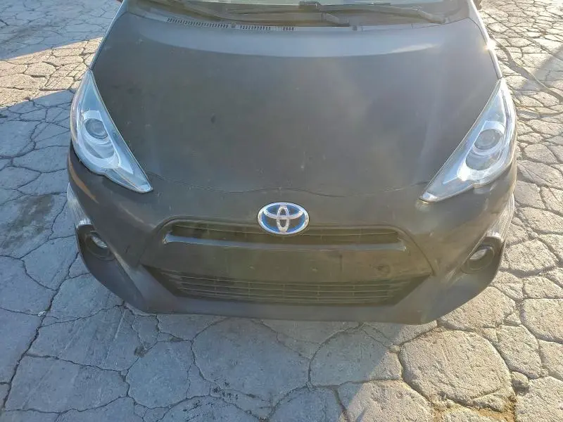 2015 TOYOTA PRIUS C   