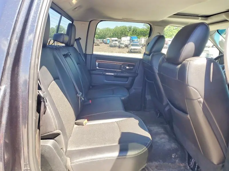 2016 RAM 3500 LARAMIE  