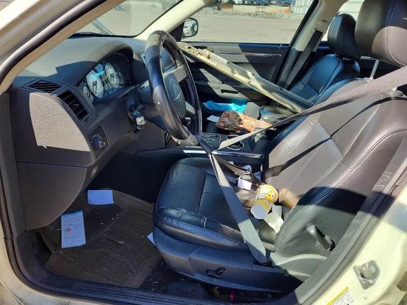 2010 CHRYSLER 300 TOURING  