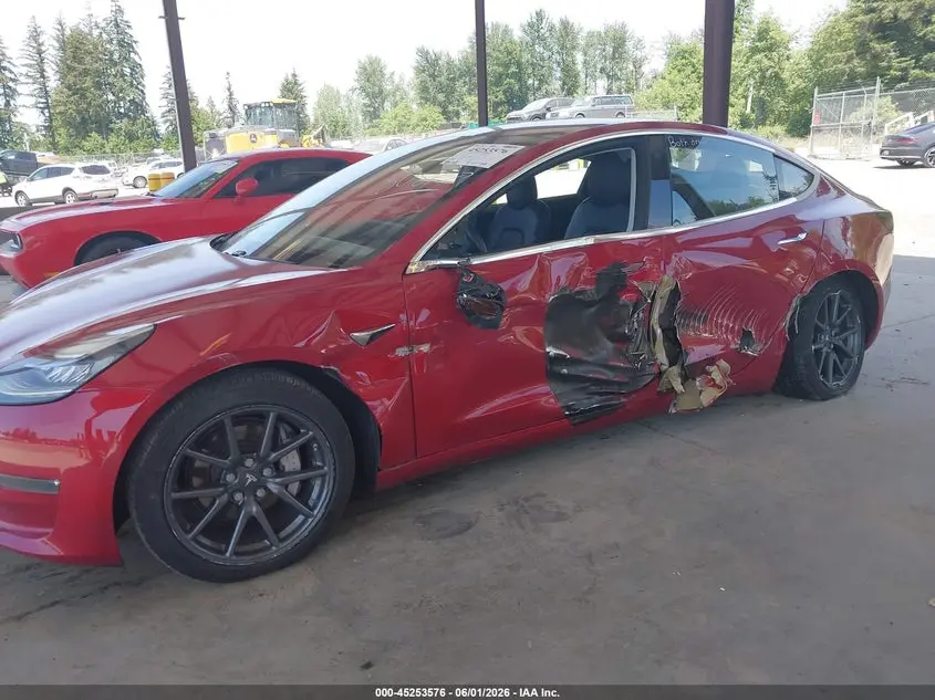 2018 TESLA MODEL 3 LONG RANGE/PERFORMANCE