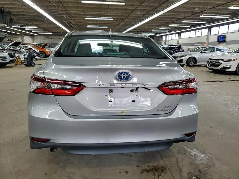 2021 TOYOTA CAMRY LE  