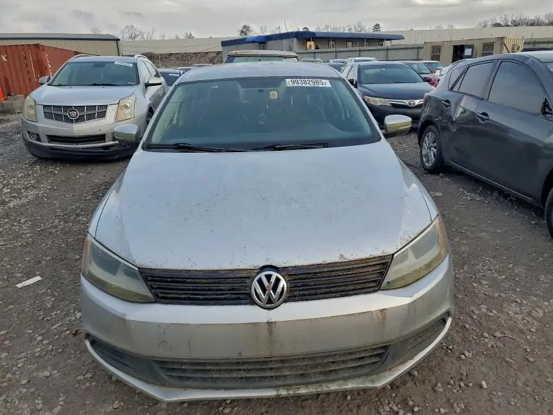 2014 VOLKSWAGEN JETTA SE  