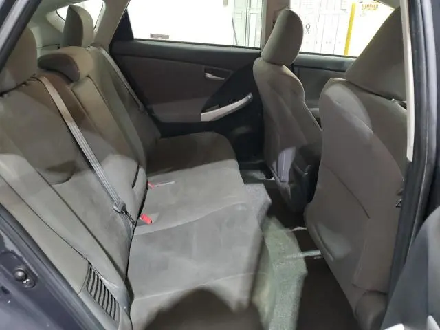 2012 TOYOTA PRIUS PLUG-IN   