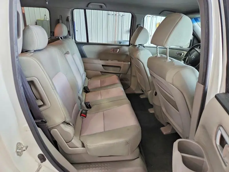 2011 HONDA PILOT EX  