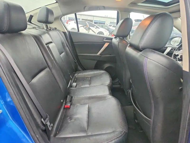 2012 MAZDA 3 I  