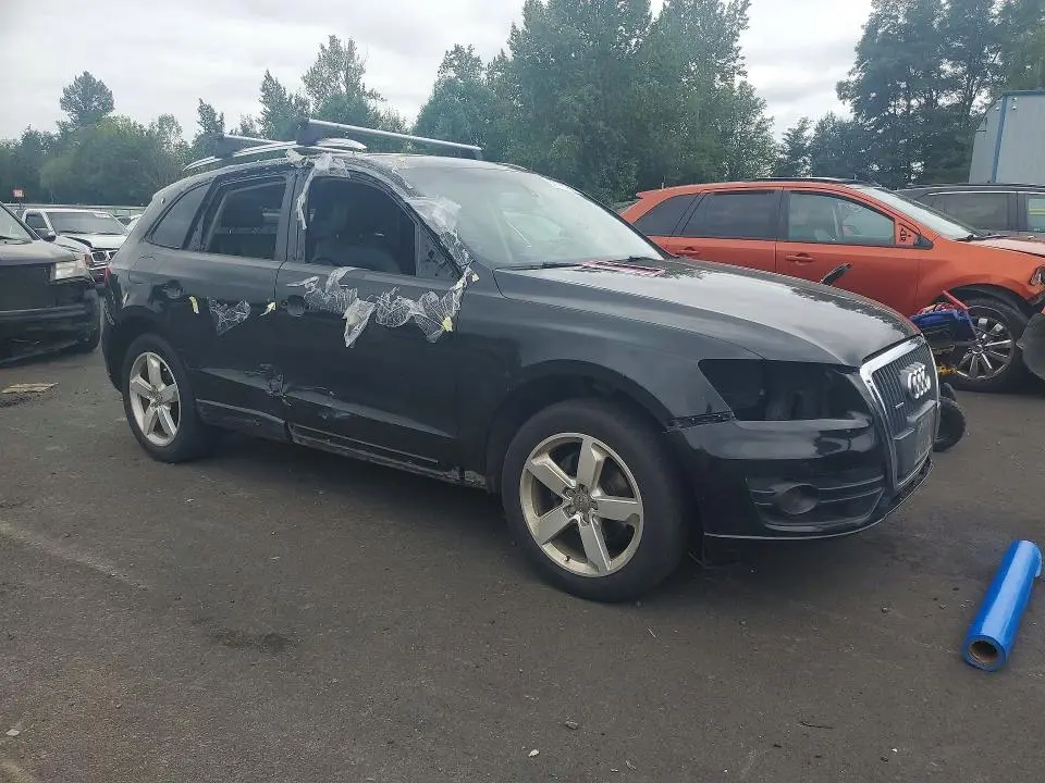 2011 AUDI Q5 PREMIUM PLUS  