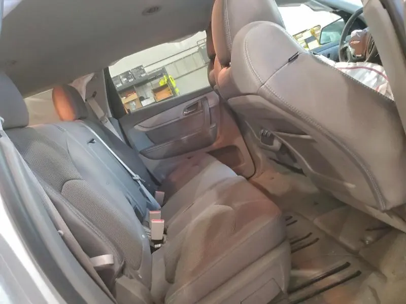 2017 CHEVROLET TRAVERSE LS  