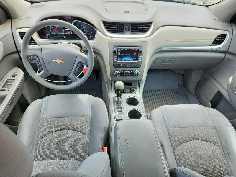 2017 CHEVROLET TRAVERSE LS  