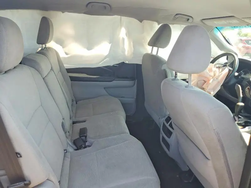 2016 HONDA PILOT LX  