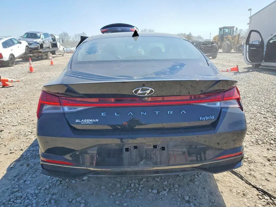 2023 HYUNDAI ELANTRA LIMITED  