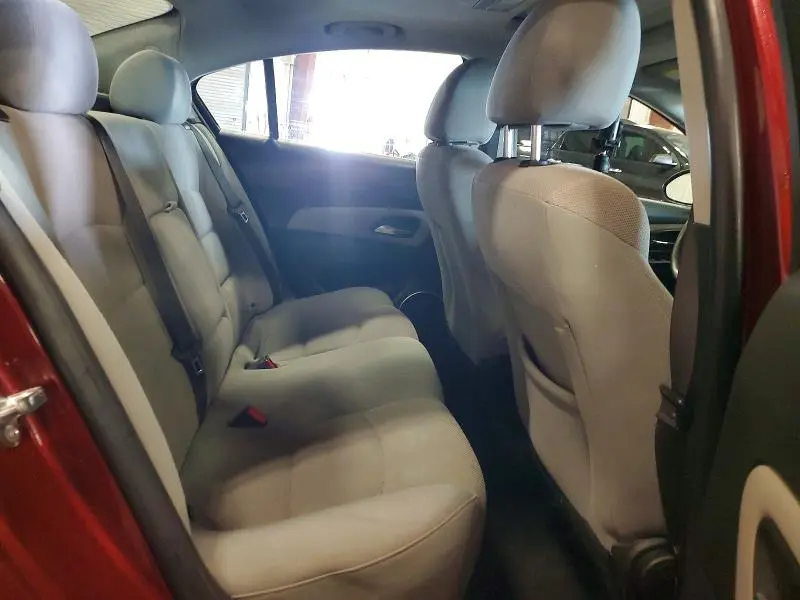 2015 CHEVROLET CRUZE LT  