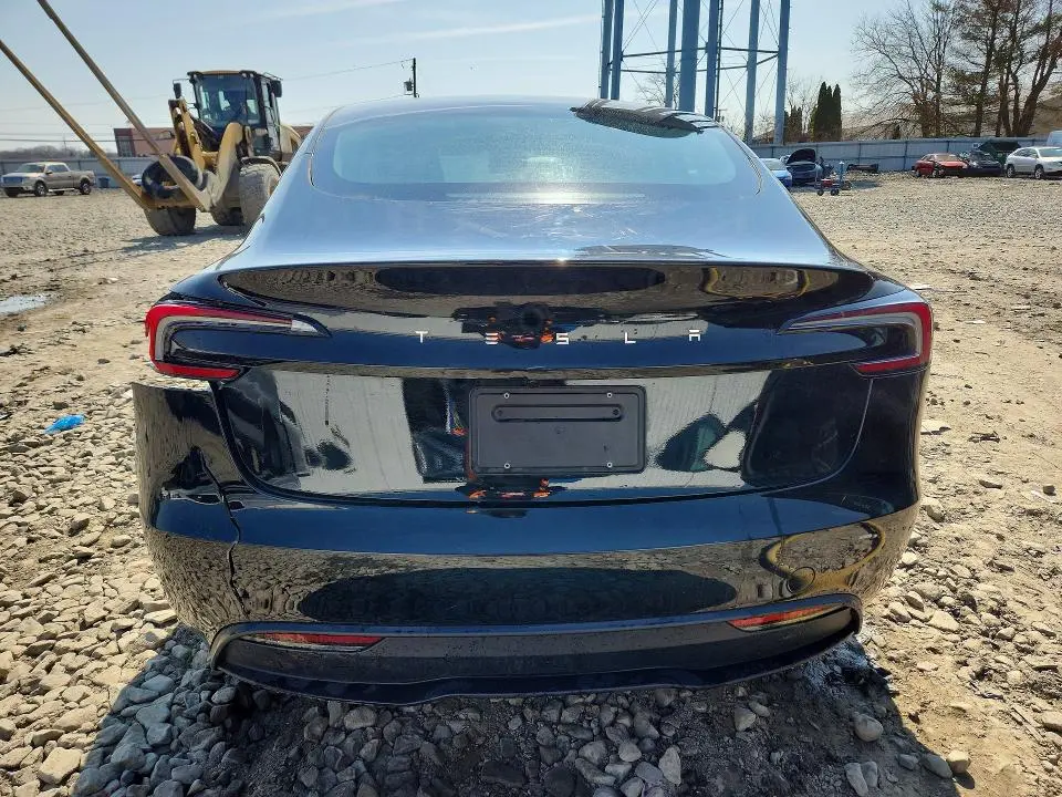 2025 TESLA MODEL 3   