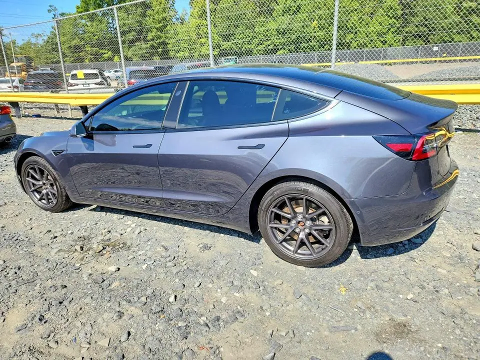 2021 TESLA MODEL 3   