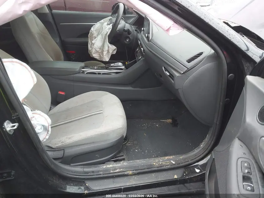 2020 HYUNDAI SONATA SE