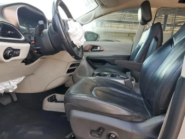2017 CHRYSLER PACIFICA TOURING L  