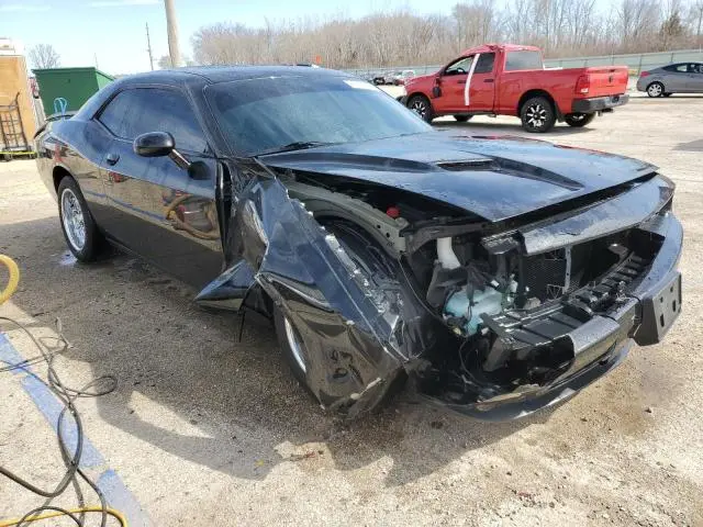 2016 DODGE CHALLENGER SXT