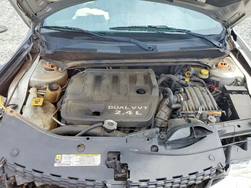 2012 DODGE AVENGER SE  