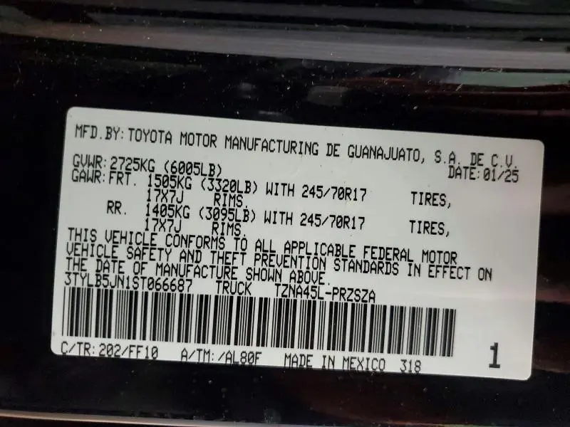 2025 TOYOTA TACOMA SR5  