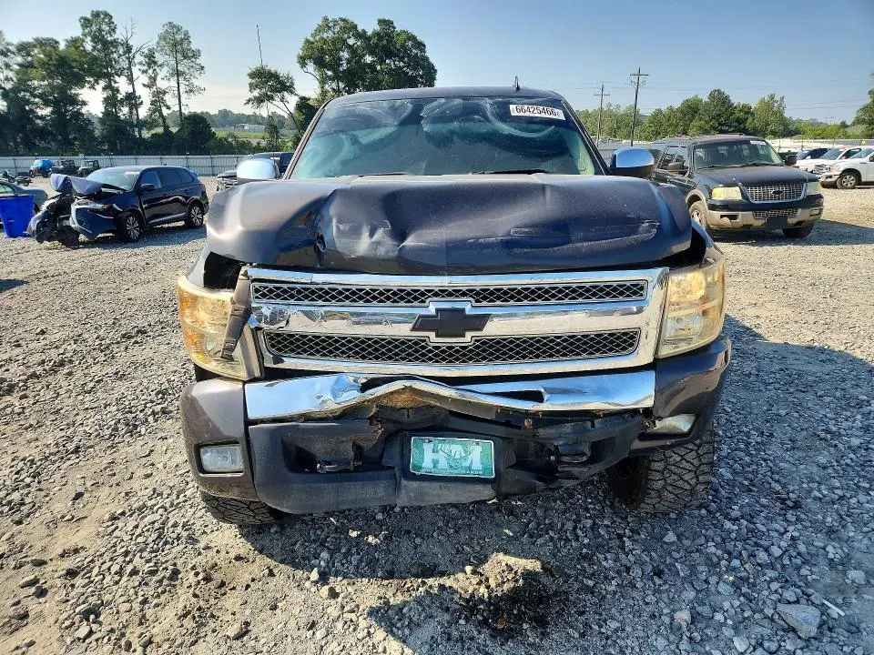 2011 CHEVROLET SILVERADO K1500 LT  