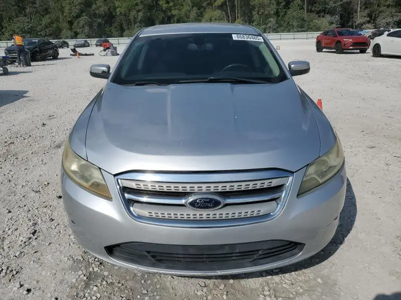 2011 FORD TAURUS SEL  