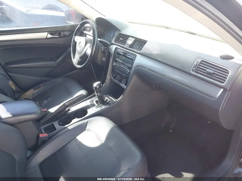 2014 VOLKSWAGEN PASSAT 1.8T S/1.8T WOLFSBURG EDITION