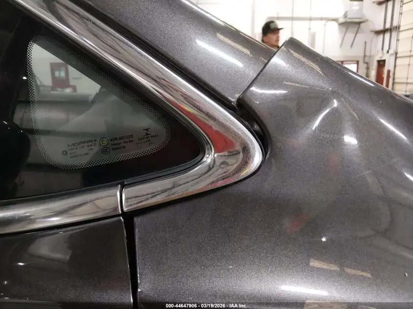 2021 CHRYSLER VOYAGER LXI