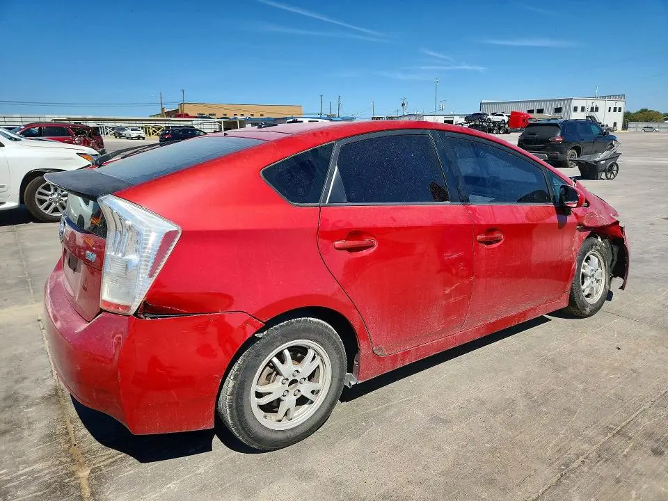 2010 TOYOTA PRIUS II  