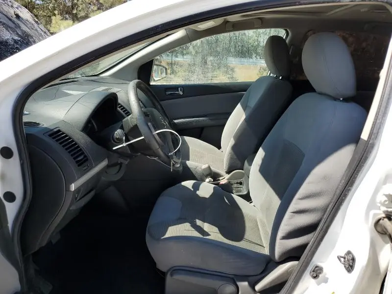 2011 NISSAN SENTRA 2.0  