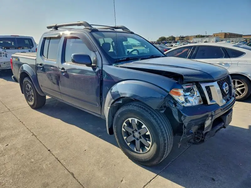 2016 NISSAN FRONTIER S  