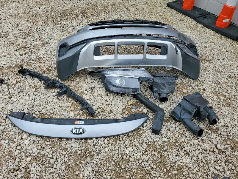 2021 KIA SELTOS LX  
