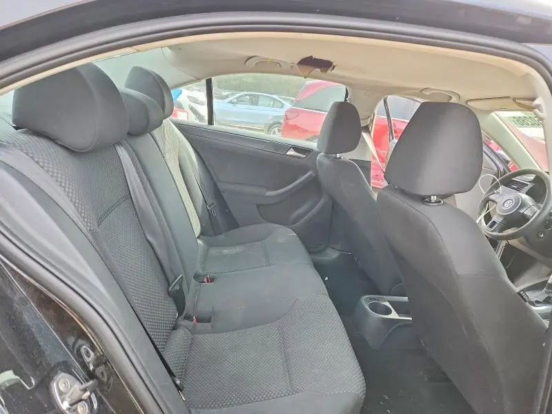 2012 VOLKSWAGEN JETTA BASE  
