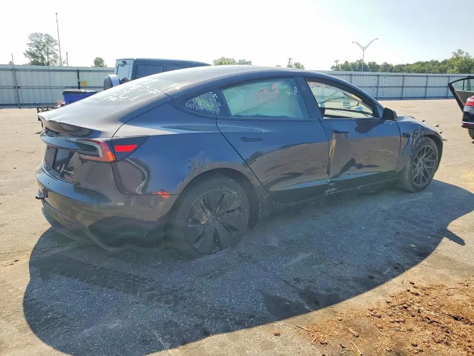 2024 TESLA MODEL 3   